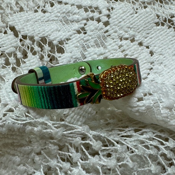 Keep Collective Pineapple ๐ Fiesta Leather Bracelet - Picture 4 of 8